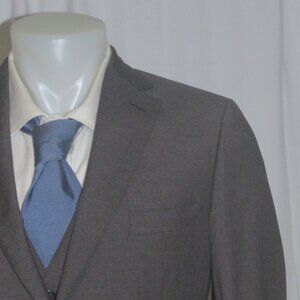 Brioni Custom Made Current Solid Charcoal Two Button Three Piece Suit 38R
